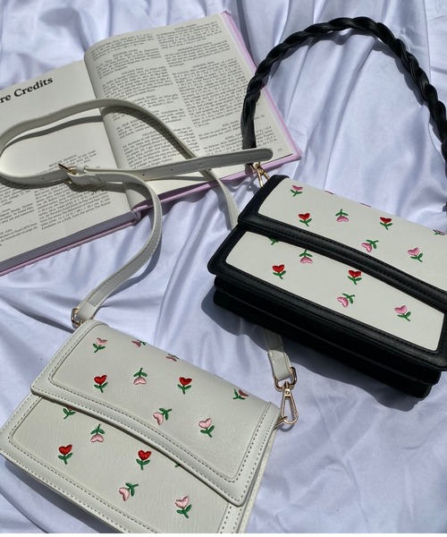 WC（ダブル シー）の「フラワー刺繍スクエアBAG（ショルダーバッグ・レディース・ホワイト/ブラック・FREE）」の20枚目の写真