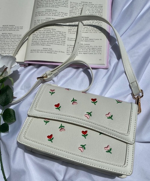 WC（ダブル シー）の「フラワー刺繍スクエアBAG（ショルダーバッグ・レディース・ホワイト/ブラック・FREE）」の21枚目の写真