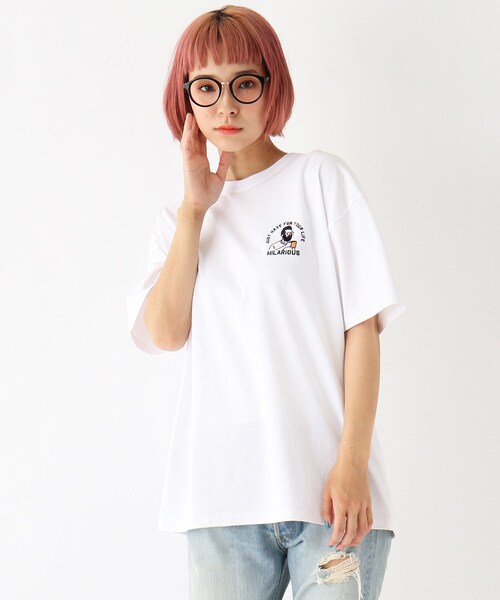 BASECONTROL(ベースコントロール)の「◆Quash 髭グラフィック ワンポイントサガラ刺繍半袖Tシャツ(Tシャツ/カットソー・レディース・アイボリー系/アイボリー系2/アイボリー系1/ライトグリーン/ダークグリーン/ネイビー/アイボリー/ブラック・99)」の4枚目の写真