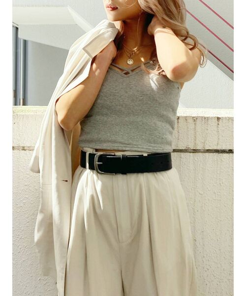 GYDA（ジェイダ）の「バインダービスチェ（キャミソール・レディース・ブラック/オフホワイト/グレー・FREE）」の16枚目の写真