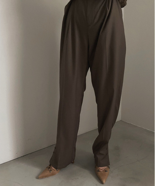 Ameri（アメリ）の「CAT’S CRADLE MULE（パンプス・レディース・ブラック/ベージュ/カーキ・SMALL/MEDIUM/LARGE）」の7枚目の写真