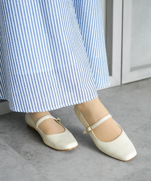 chocolates(チョコラテス)の「メリージェーン ストレッチ スクエアパンプス【日本製】(パンプス・レディース・ブラック/アイボリー/ベージュ/ブラック系その他・22cm/22.5cm/23cm/23.5cm/24cm/24.5cm/25cm)」の11枚目の写真