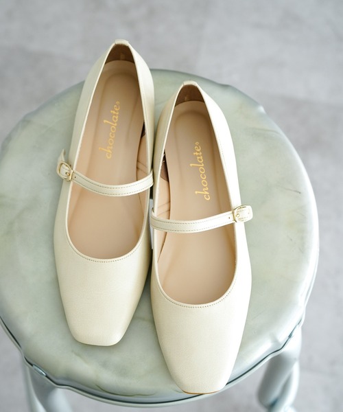 chocolates(チョコラテス)の「メリージェーン ストレッチ スクエアパンプス【日本製】(パンプス・レディース・ブラック/アイボリー/ベージュ/ブラック系その他・22cm/22.5cm/23cm/23.5cm/24cm/24.5cm/25cm)」の12枚目の写真