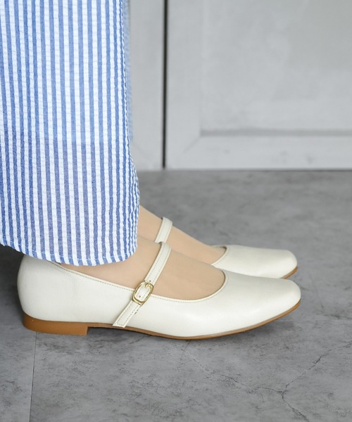 chocolates(チョコラテス)の「メリージェーン ストレッチ スクエアパンプス【日本製】(パンプス・レディース・ブラック/アイボリー/ベージュ/ブラック系その他・22cm/22.5cm/23cm/23.5cm/24cm/24.5cm/25cm)」の9枚目の写真