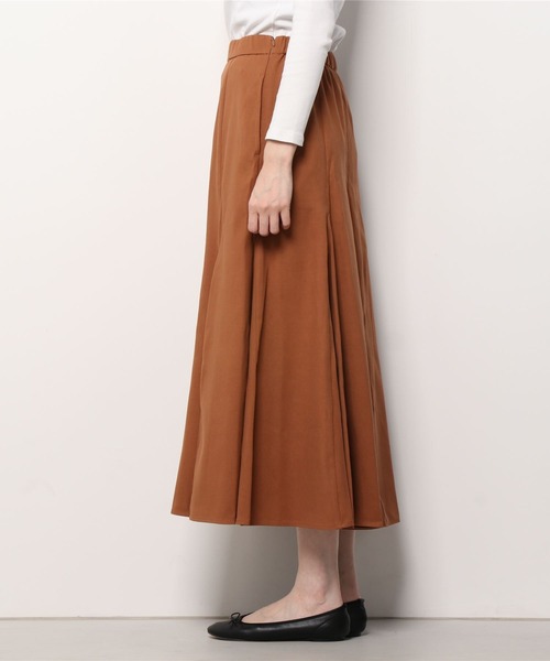 SHARE PARK(シェアパーク)の「【洗える】フェイクスエードフレアスカート(スカート・レディース・ダークブラウン系・1/0)」の12枚目の写真