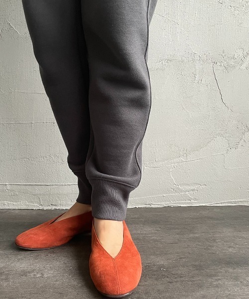 AMERICANA（アメリカーナ）の「【FUDGE11月号掲載】[Americana×JEANS FACTORY/アメリカーナ×ジーンズファクトリー] 別注 オーバルロゴスウェットパンツ（スウェットパンツ・レディース・スミクロ/グレー/モカ・S/M）」の15枚目の写真