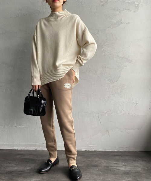 AMERICANA（アメリカーナ）の「【FUDGE11月号掲載】[Americana×JEANS FACTORY/アメリカーナ×ジーンズファクトリー] 別注 オーバルロゴスウェットパンツ（スウェットパンツ・レディース・スミクロ/グレー/モカ・S/M）」の7枚目の写真