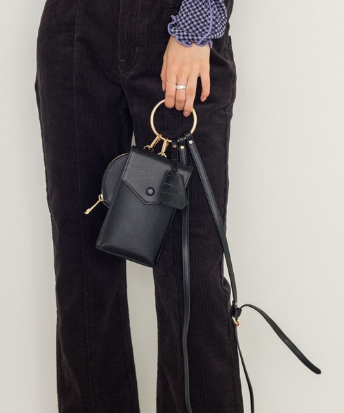 w closet（ダブルクローゼット）の「マルチミニショルダー（ショルダーバッグ・レディース・ブラック/ベージュ/ライム・FREE）」の11枚目の写真