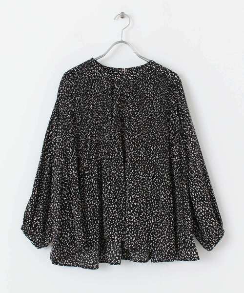 URBAN RESEARCH(アーバンリサーチ)の「プリーツデザインレオパードブラウス(Tシャツ/カットソー・レディース・ベージュ/ブラック・FREE)」の20枚目の写真