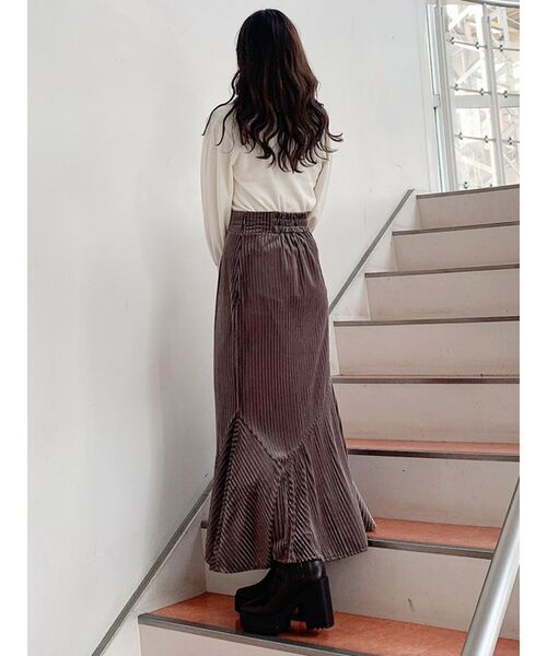 dazzlin（ダズリン）の「ストライプベロア切り替えスカート（スカート・レディース・ピンク/ブルー/モカ・SMALL/MEDIUM）」の11枚目の写真