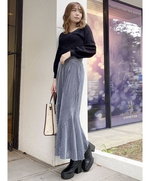 dazzlin（ダズリン）の「ストライプベロア切り替えスカート（スカート・レディース・ピンク/ブルー/モカ・SMALL/MEDIUM）」の16枚目の写真