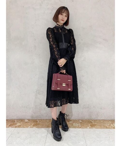 EATME（イートミー）の「フェイクレザーコンビレースワンピース（ワンピース・レディース・オフホワイト/ブラック/グリーン系その他・SMALL/MEDIUM）」の6枚目の写真