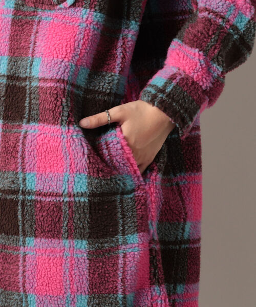 Johnson Woolen Mills(ジョンソンウーレンミルズ)の「【JOHNSON WOOLEN MILLS/ジョンソンウーレンミルズ】 フリースコート #J2002BC(ブルゾン・レディース・ネイビー系1/イエロー系その他/ピンク系その他・38)」の4枚目の写真