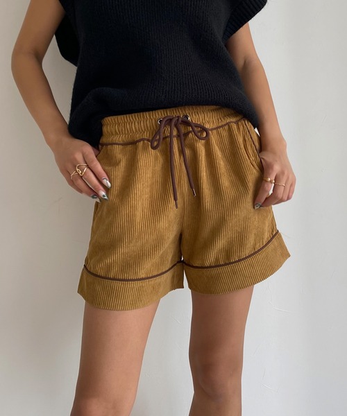 Avvenente（アベネンテ）の「【Avvenente】コーデュロイパイピングミニパンツ（その他パンツ・レディース・ブルー/ライトブラウン・FREE）」の12枚目の写真