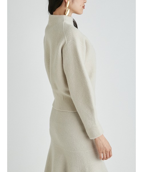 Mila Owen（ミラオーウェン）の「袖ボリュームニットマーメイド