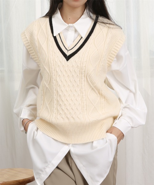 MAISON DE THERESE(メゾン ド テレーズ)の「Vネック 配色ニットベスト(ベスト・レディース・Off White/ネイビー/ベージュ・FREE)」の20枚目の写真