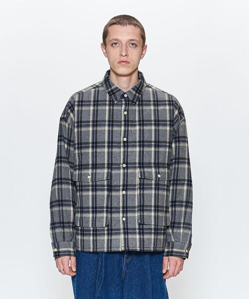 wonderland（ワンダーランド）の「＜wonderland＞ CHECK QUILT SHIRTS/シャツ（シャツ/ブラウス・メンズ・ベージュ/グレー・0/1）」の2枚目の写真