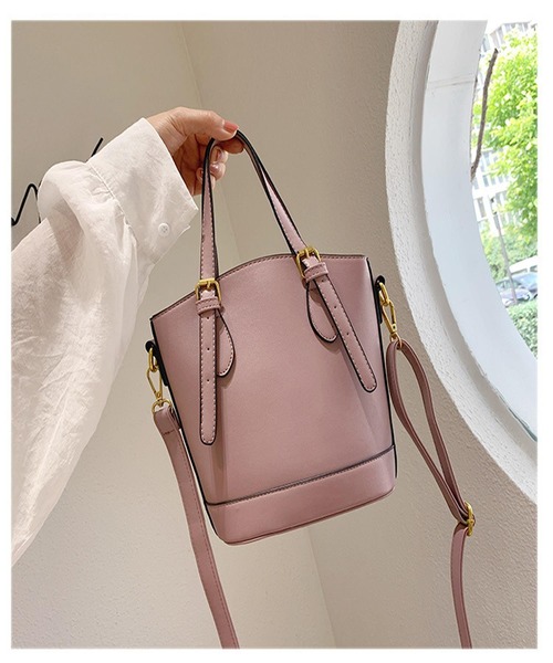 Burner(バーナー)の「【OKUOKU 0909】レザータッチバケットショルダーバック/oku-bag23-27(ショルダーバッグ・レディース・その他4/その他1/その他7/その他3/その他5/その他2/その他6・FREE)」の3枚目の写真