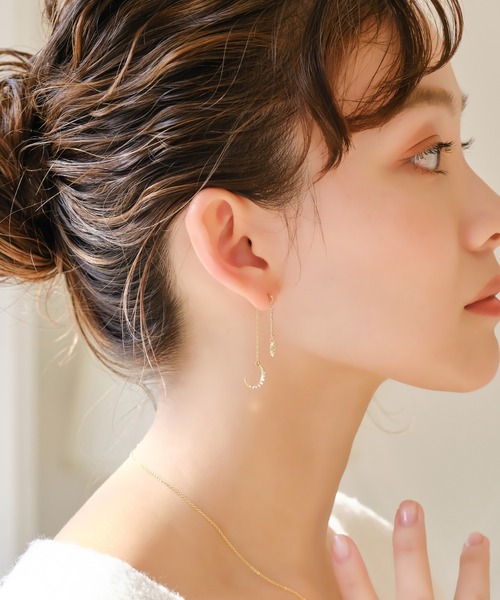 Phoebe(フィービィー)の「イブニングムーンバックキャッチピアス(ピアス(両耳用)・レディース・イエローゴールド・FREE)」の4枚目の写真