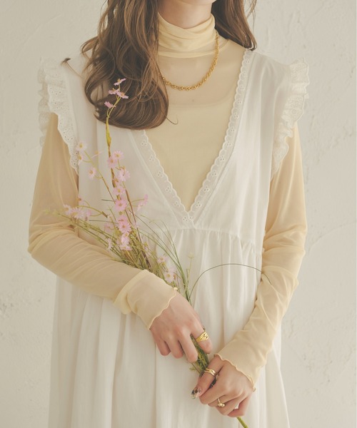 Ambre Neige（アンブルネージュ）の「シアーハイネックトップス／【WEB/EC限定商品】（Tシャツ/カットソー・レディース・ダークブラウン/ベージュ/ライトグリーン/アイボリー/モカ/ピンク/イエロー/ラベンダー/ブラック・FREE）」の9枚目の写真