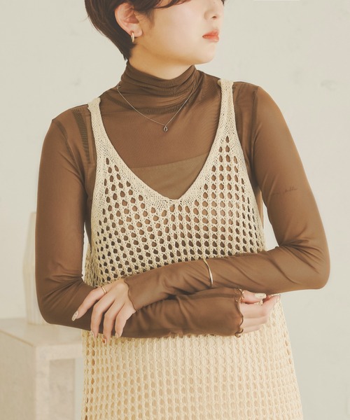 Ambre Neige（アンブルネージュ）の「シアーハイネックトップス／【WEB/EC限定商品】（Tシャツ/カットソー・レディース・ダークブラウン/ベージュ/ライトグリーン/アイボリー/モカ/ピンク/イエロー/ラベンダー/ブラック・FREE）」の5枚目の写真