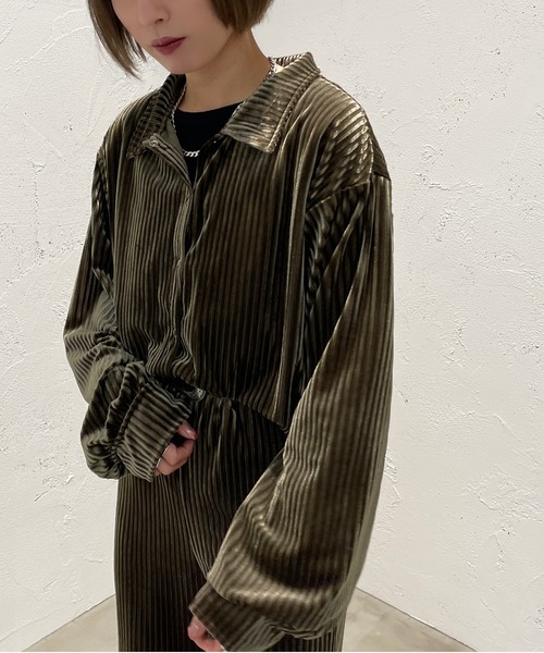 apres jour mignon(アプレジュールミニョン)の「ベロアシャツ【SETUP着用可能】【ZOZOTOWN限定アイテム】(シャツ/ブラウス・レディース・ブラック/ダークブラウン/カーキ・X-LARGE/フリー)」の3枚目の写真