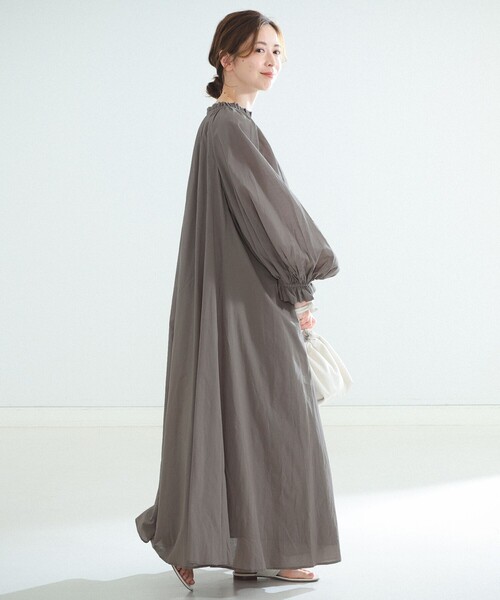 MARIHA(マリハ)の「MARIHA × Demi-Luxe BEAMS / 別注 春の花のドレス(ワンピース・レディース・ブラック/グレー/ライトブルー・36)」の12枚目の写真