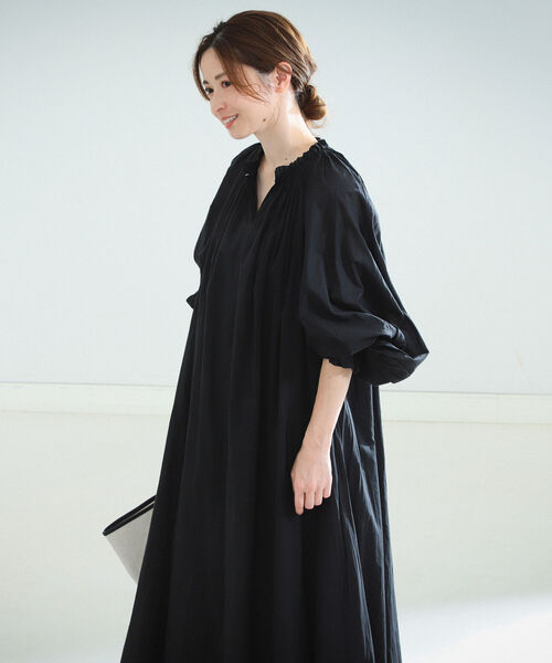 MARIHA(マリハ)の「MARIHA × Demi-Luxe BEAMS / 別注 春の花のドレス(ワンピース・レディース・ブラック/グレー/ライトブルー・36)」の18枚目の写真