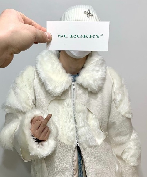 SURGERY（サージェリー）の「【SURGERY/サージェリー】surgery clover logo beanie/クローバーロゴビーニー ニット帽子 ニットキャップ（ニットキャップ/ビーニー・メンズ・ホワイト/グリーン/ブラック/グレー/ダークブルー/マスタード・ONE SIZE）」の10枚目の写真