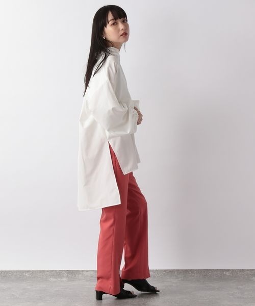 LOWRYS FARM（ローリーズファーム）の「バックテイルロングシャツＬＳ　268524（シャツ/ブラウス・レディース・オフホワイト/ブラック/ブルー・FREE）」の5枚目の写真