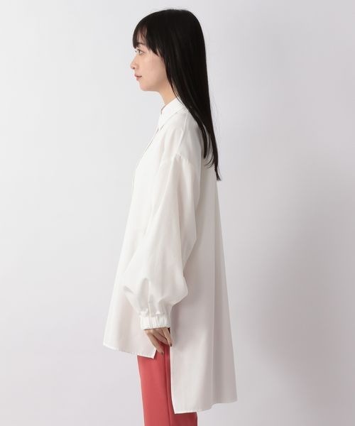 LOWRYS FARM（ローリーズファーム）の「バックテイルロングシャツＬＳ　268524（シャツ/ブラウス・レディース・オフホワイト/ブラック/ブルー・FREE）」の15枚目の写真