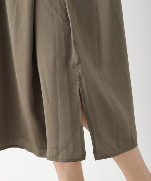 LEPSIM(レプシィム)の「【野尻美穂さんコラボ】マタニティ/Vサテンキリカエワンピース 261488(マタニティウェア/グッズ・レディース・ブラック/カーキ/ベージュ・FREE/TALL)」の18枚目の写真