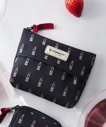 ARTISAN&ARTIST（アルティザンアンドアーティスト）の「「ARTISAN＆ARTIST」ヴァリアント・ルージュ/マルチユースなティッシュポーチ（ポーチ）」