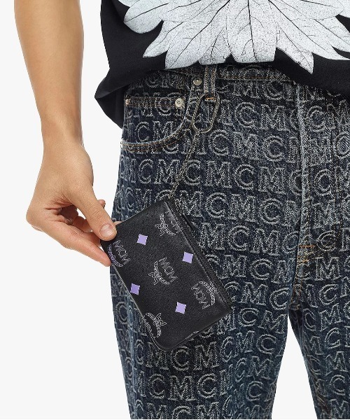 MCM(エムシーエム)の「MCM/エムシーエム/Color Splash Logo KeyWallet/キーポーチ - カラースプラッシュロゴレザー(コインケース・メンズ・パープル/ピンク/グリーン・FREE)」の9枚目の写真