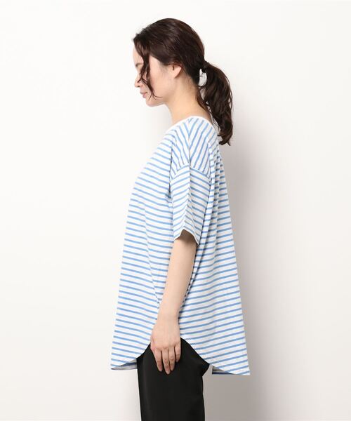 KOBE LETTUCE（コウベレタス）の「前後2wayボーダービッグTシャツ（Tシャツ/カットソー・レディース・ベージュ系/ホワイト×ブルー/ホワイト×レッド/ホワイト×ブラック/ネイビー系・FREE）」の6枚目の写真