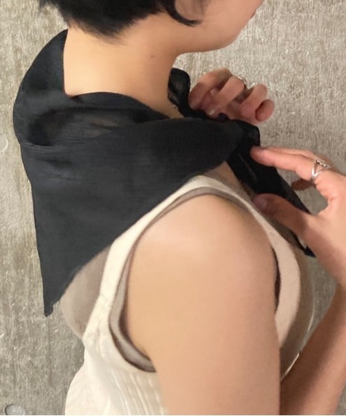 Casselini(キャセリーニ)の「シアー頭巾(その他ヘアアクセサリー・レディース・アイボリー/ブラック・FREE)」の9枚目の写真