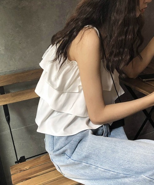 deux amour(ドゥーザムール)の「3段フリルトップス(その他トップス・レディース・ホワイト/ブラック・MEDIUM)」の4枚目の写真