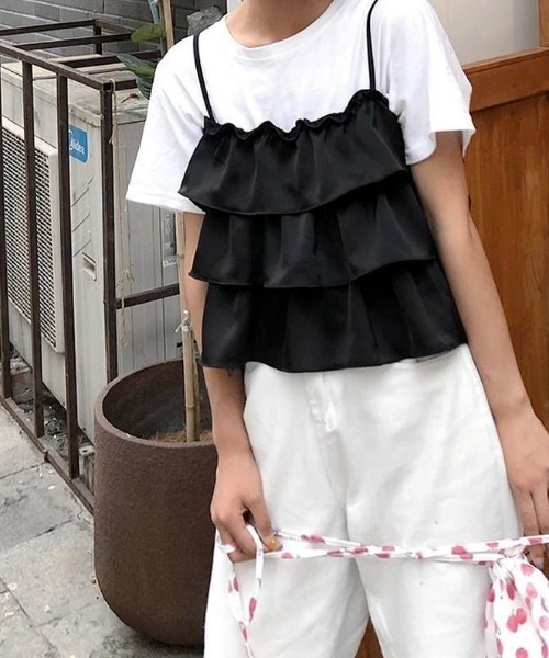 deux amour(ドゥーザムール)の「3段フリルトップス(その他トップス・レディース・ホワイト/ブラック・MEDIUM)」の3枚目の写真