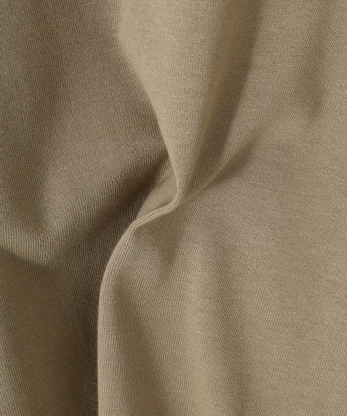 marka（マーカ）の「marka / マーカ：RAGLAN CREW NECK L/S - 60//2 organic cotton compact knit -：M22C-03CS03C[COR]（Tシャツ/カットソー・メンズ・ブラック/ベージュ・1/2/3）」の17枚目の写真