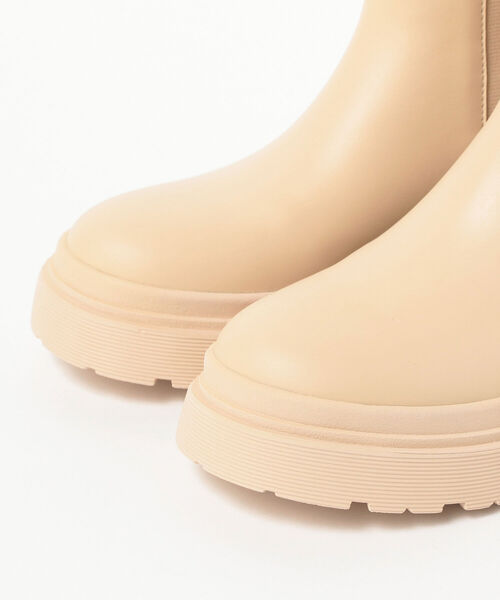 Ray BEAMS（レイビームス）の「MOHI / ワントーン サイドゴア ブーツ（ブーツ・レディース・ベージュ/ブラック・35/36/37/38/39）」の7枚目の写真