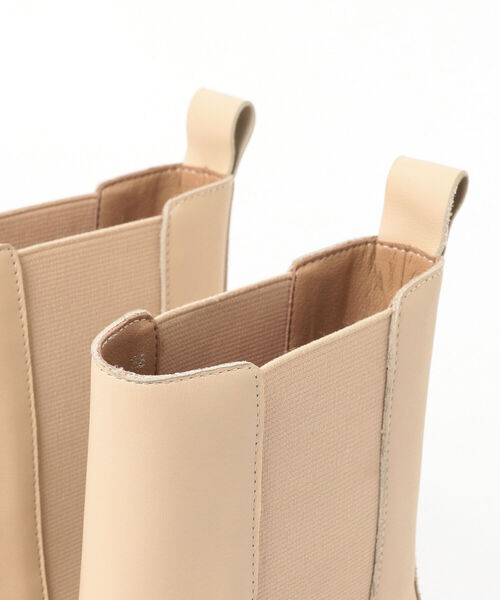 Ray BEAMS（レイビームス）の「MOHI / ワントーン サイドゴア ブーツ（ブーツ・レディース・ベージュ/ブラック・35/36/37/38/39）」の4枚目の写真