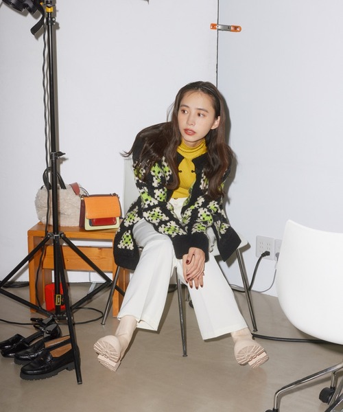 Ray BEAMS（レイビームス）の「MOHI / ワントーン サイドゴア ブーツ（ブーツ・レディース・ベージュ/ブラック・35/36/37/38/39）」の16枚目の写真