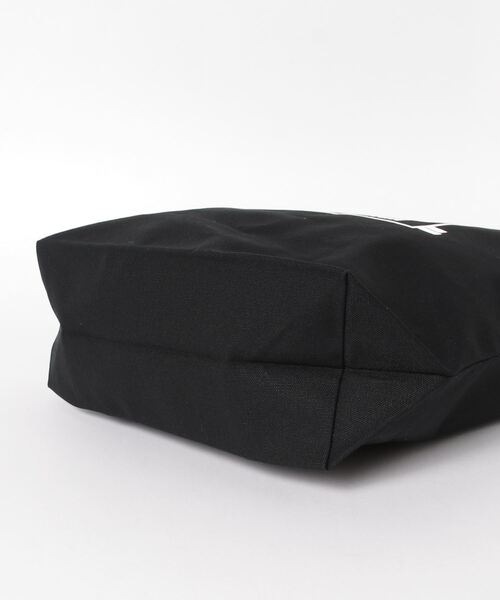 LOW JACK DESIGN(ロウジャックデザイン)の「LOW JACK DESIGN シガレットボックスロゴキャンバストートバッグ(トートバッグ・メンズ・ブラック/ブラック系その他・S/M)」の4枚目の写真