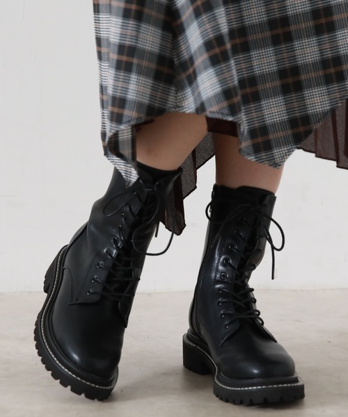 Cheek(チーク)の「レースアップブーツ(ブーツ・レディース・ブラック・SMALL/MEDIUM/LARGE)」の5枚目の写真