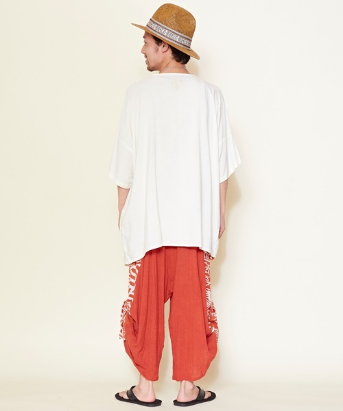 チャイハネ（チャイハネ）の「【チャイハネ】刺繍入り変形MEN'Sトップス＆タンクトップ2点セット（アンサンブル・メンズ・ホワイト/ブラック/ブラウン/ブルー/オリーブ/ネイビー/オレンジ/カーキ・FREE）」の19枚目の写真