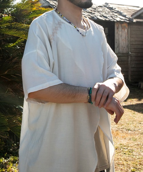 チャイハネ（チャイハネ）の「【チャイハネ】刺繍入り変形MEN'Sトップス＆タンクトップ2点セット（アンサンブル・メンズ・ホワイト/ブラック/ブラウン/ブルー/オリーブ/ネイビー/オレンジ/カーキ・FREE）」の10枚目の写真