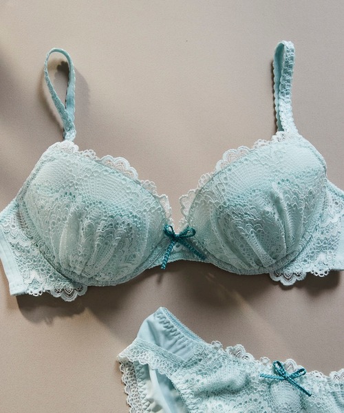 une nana cool（ウンナナクール）の「Parasol lace 3/4カップブラジャー（ブラジャー・レディース・グレー/ミント/ピンク/ネイビー/オリーブ・E70/D75/E65/F70/E75/D70/C65/C75/C70/D65/F75/B75/B65/B70）」の4枚目の写真