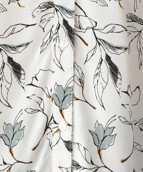 GLOBAL WORK（グローバルワーク）の「さらさらリラックスプリントブラウス/269045（シャツ/ブラウス・レディース・ホワイト系その他/ホワイト系その他2/ブラウン系その他/ストライプ・SMALL/MEDIUM/LARGE）」の5枚目の写真