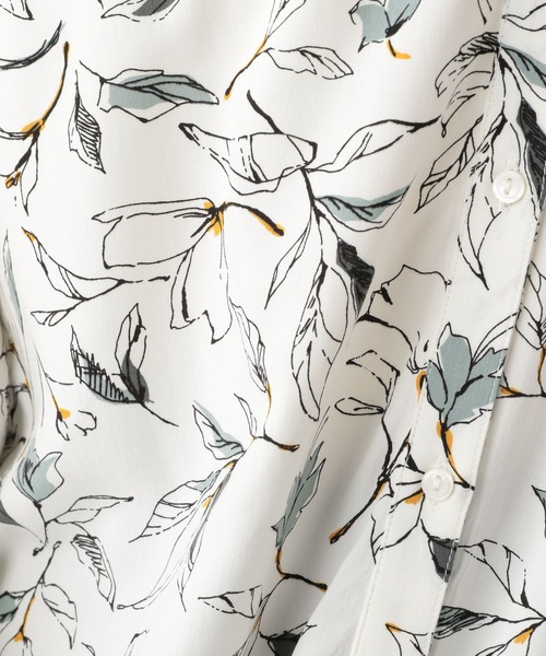 GLOBAL WORK（グローバルワーク）の「さらさらリラックスプリントブラウス/269045（シャツ/ブラウス・レディース・ホワイト系その他/ホワイト系その他2/ブラウン系その他/ストライプ・SMALL/MEDIUM/LARGE）」の7枚目の写真