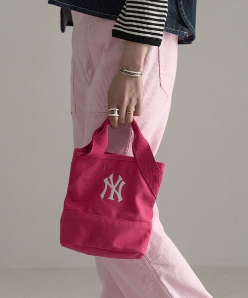 FREAK'S STORE（フリークスストア）の「MLB × FREAK’S STORE/エムエルビー 別注 MLB TOTE MINI / ミニトートショルダーバッグ（トートバッグ・レディース・ネイビー/ピンク/グリーン/その他1・ONE SIZE）」の3枚目の写真